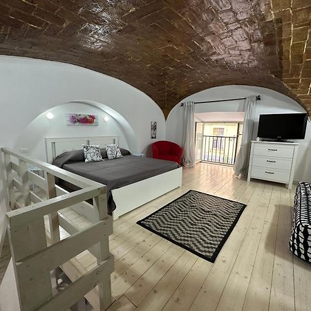 O' Vascio House Apartment Наполи Екстериор снимка