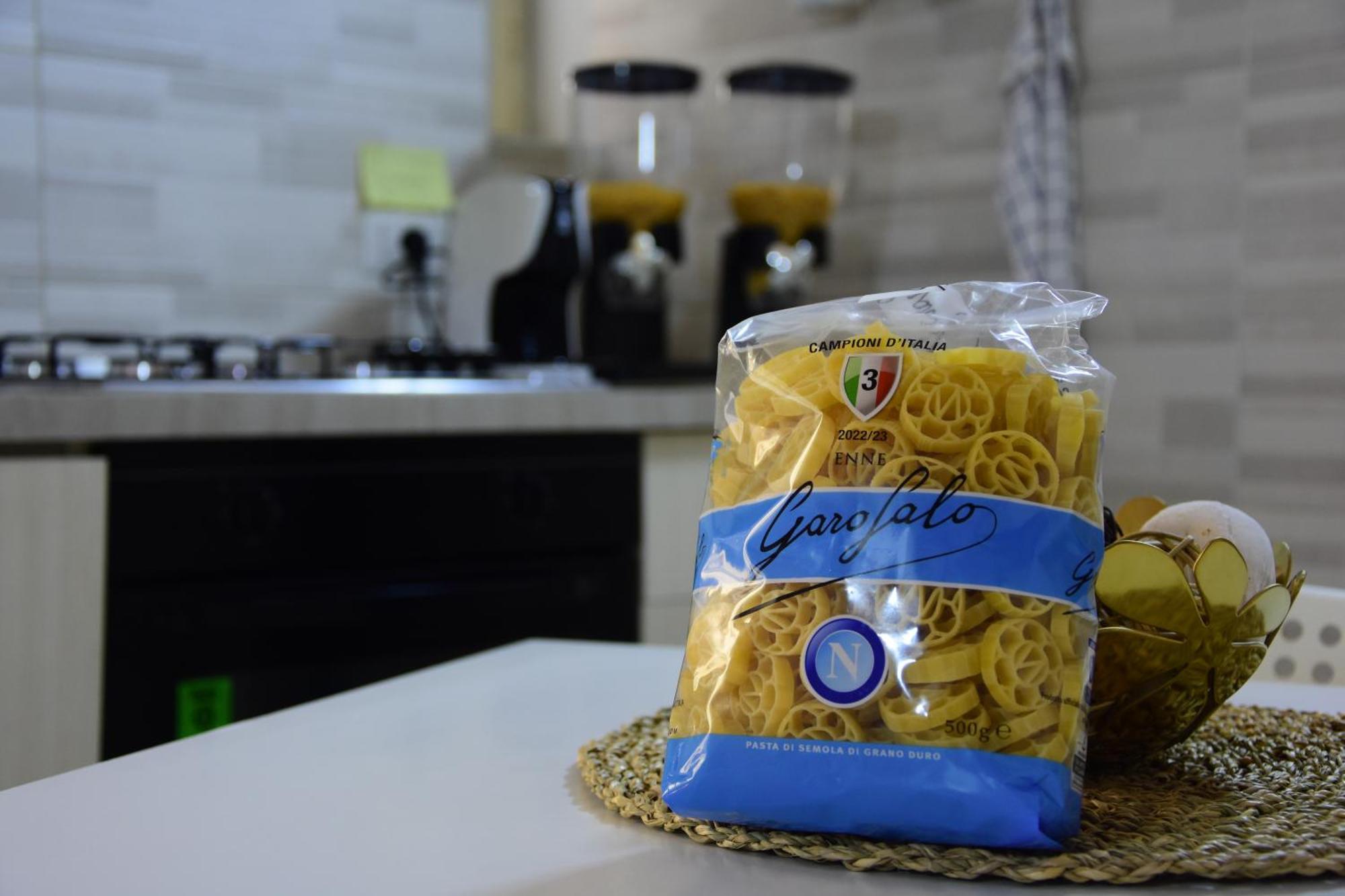 O' Vascio House Apartment Наполи Екстериор снимка